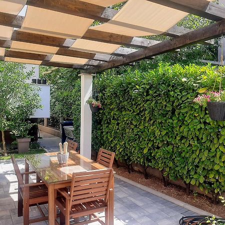 Guest House No 13 Мостар Экстерьер фото