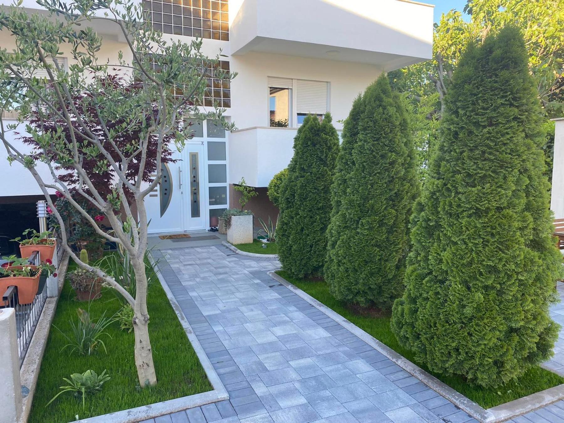 Guest House No 13 Мостар Экстерьер фото